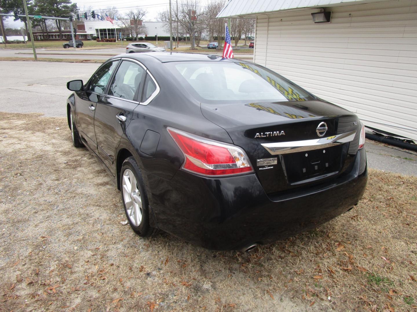 2015 Black Nissan Altima (1N4AL3AP6FC) , located at 2553 Airline Blvd, Portsmouth, VA, 23701, (757) 488-8331, 36.813889, -76.357597 - ***VEHICLE TERMS*** Down Payment: $999 Weekly Payment: $105 APR: 23.9% Repayment Terms: 42 Months ***CALL ELIZABETH SMITH - DIRECTOR OF MARKETING @ 757-488-8331 TO SCHEDULE YOUR APPOINTMENT TODAY AND GET PRE-APPROVED RIGHT OVER THE PHONE*** - Photo#7